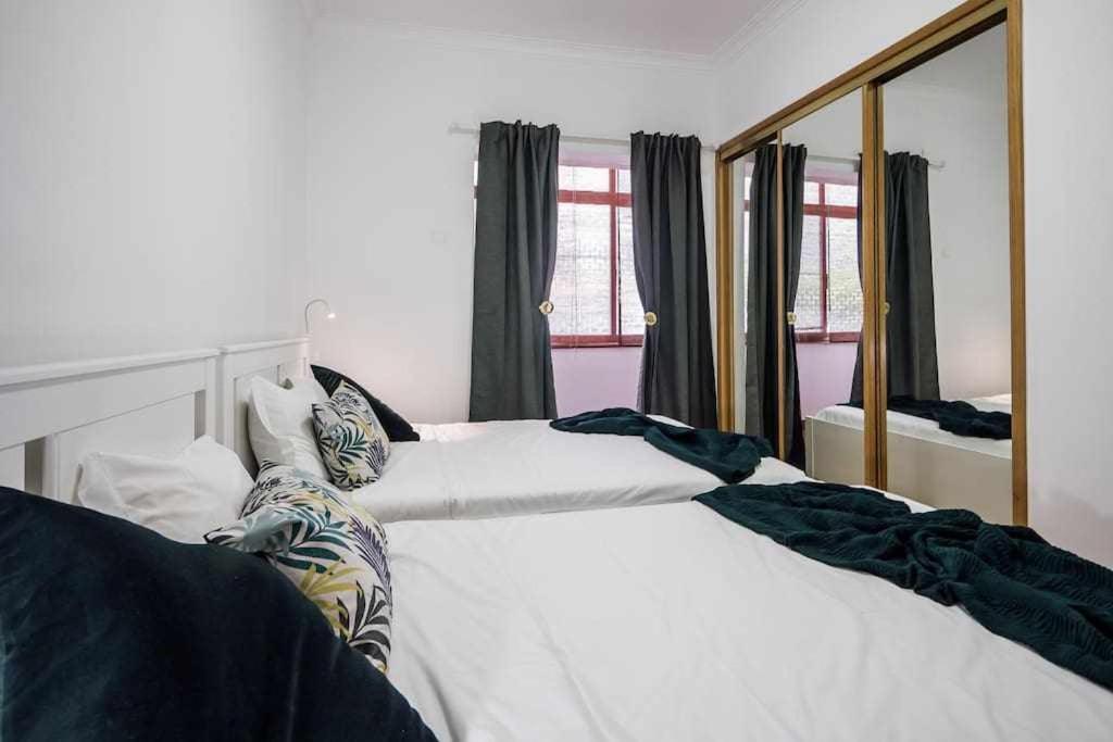 Apart Lisboa Confortavel 2 Quartos Com Terraco โอดิเวลัส ภายนอก รูปภาพ