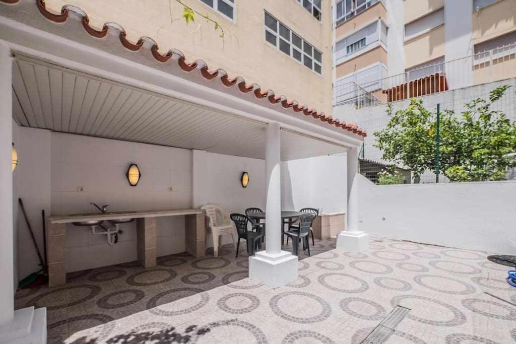 Apart Lisboa Confortavel 2 Quartos Com Terraco โอดิเวลัส ภายนอก รูปภาพ